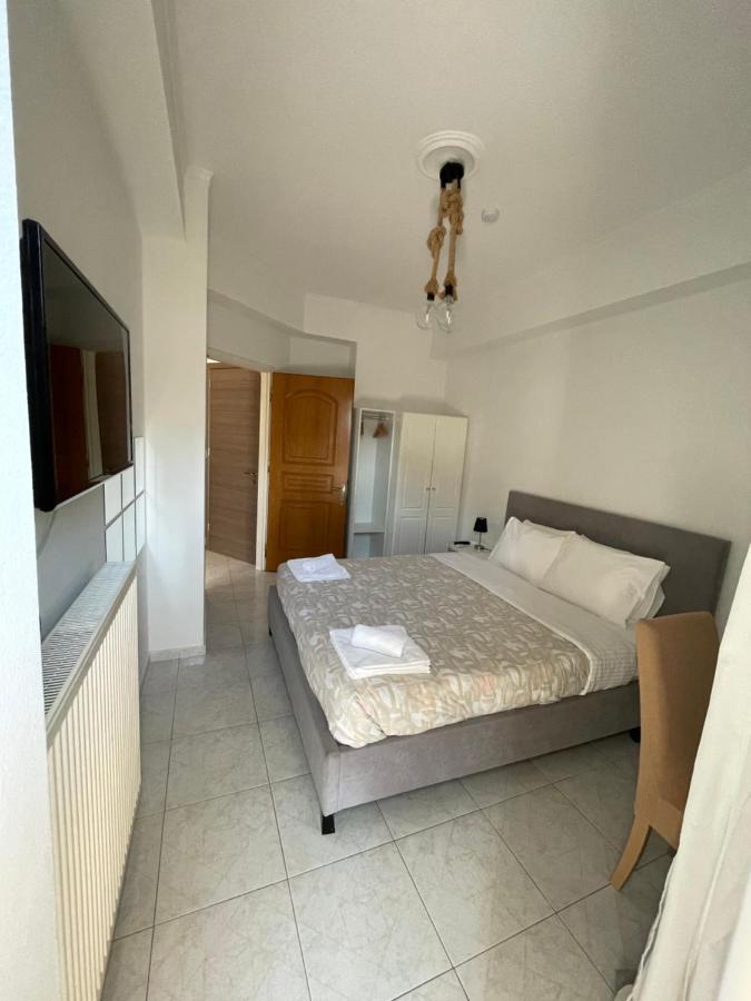 Greece Apartments Now Patras Eksteriør billede