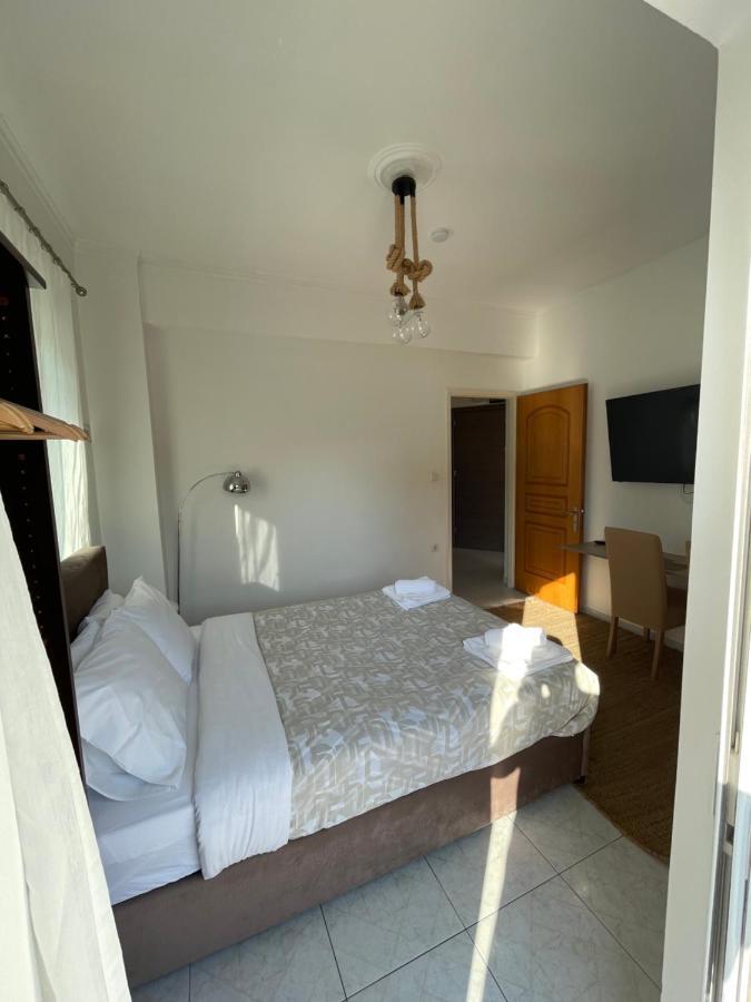 Greece Apartments Now Patras Eksteriør billede