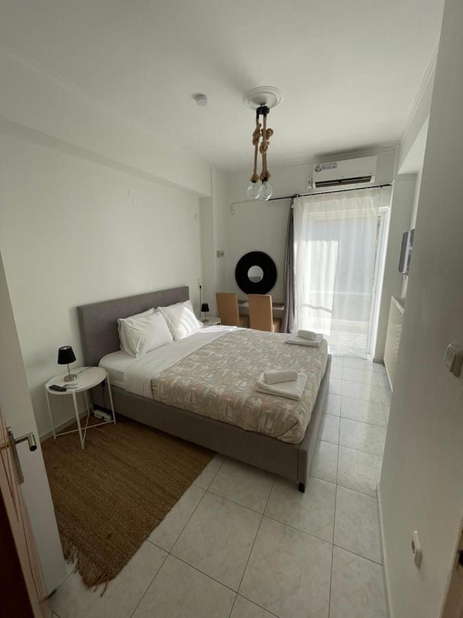 Greece Apartments Now Patras Eksteriør billede