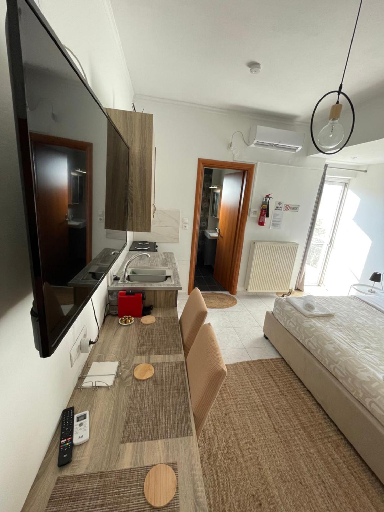 Greece Apartments Now Patras Eksteriør billede