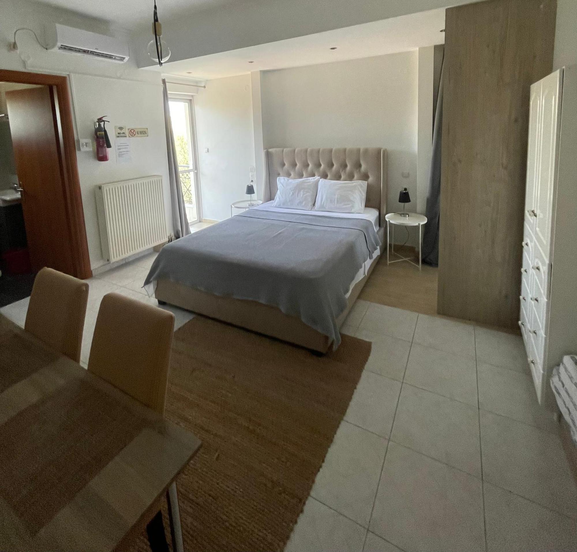 Greece Apartments Now Patras Eksteriør billede